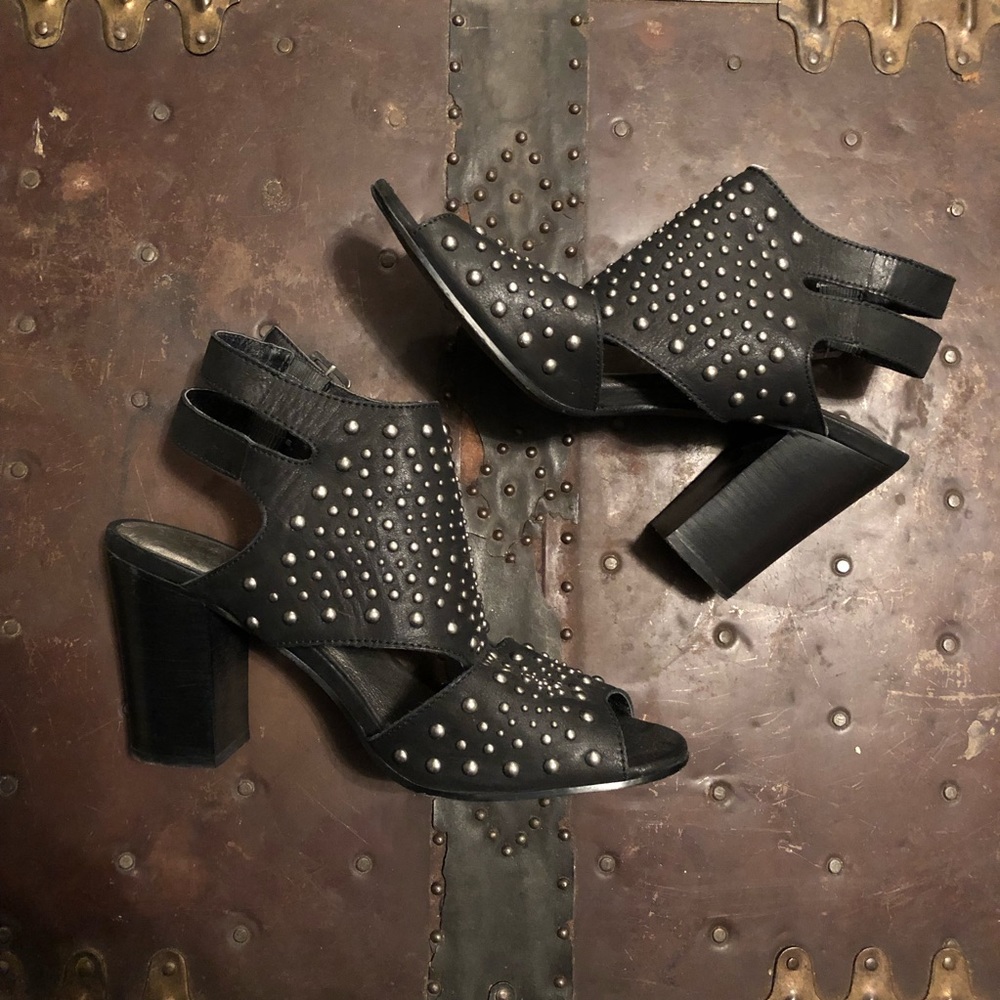 Very Volatile Studded Heels